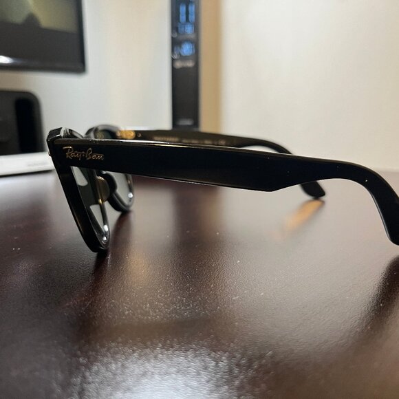 *BRAND NEW* Ray-Ban Original Wayfarer in Polished Black - Picture 4 of 9